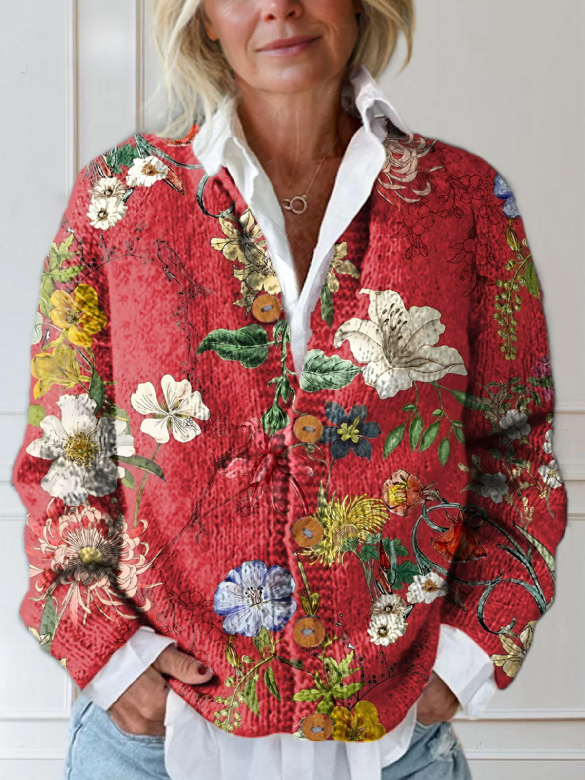 Lila™ | Vintage Floral Buttoned Cardigan for Timeless Charm