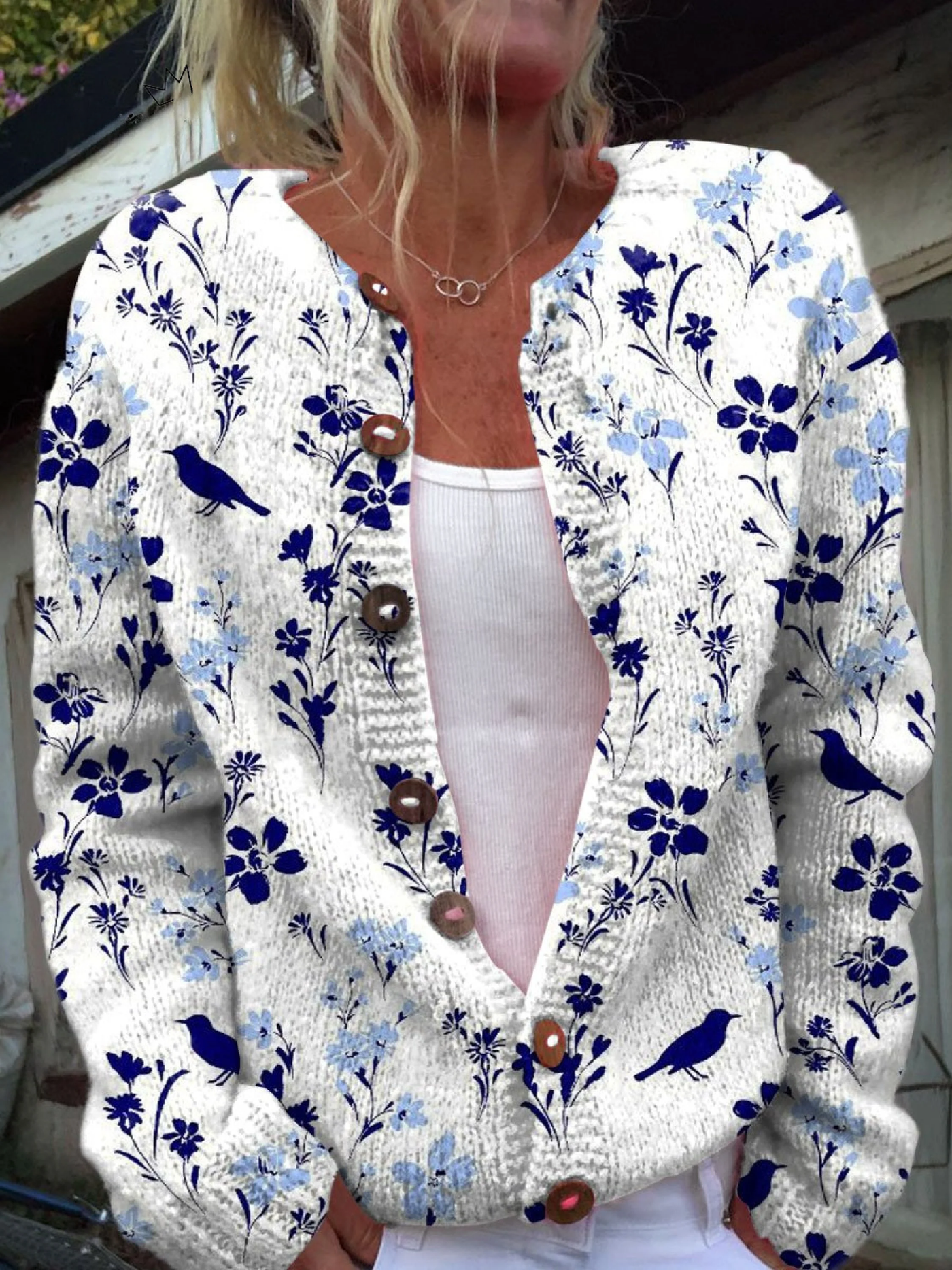 Clara™ | Vintage Floral Buttoned Cardigan