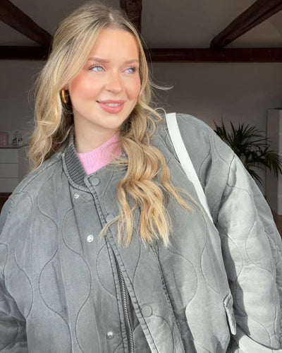 Lila™ | Stylish Padded Bomber Jacket for Chic Comfort