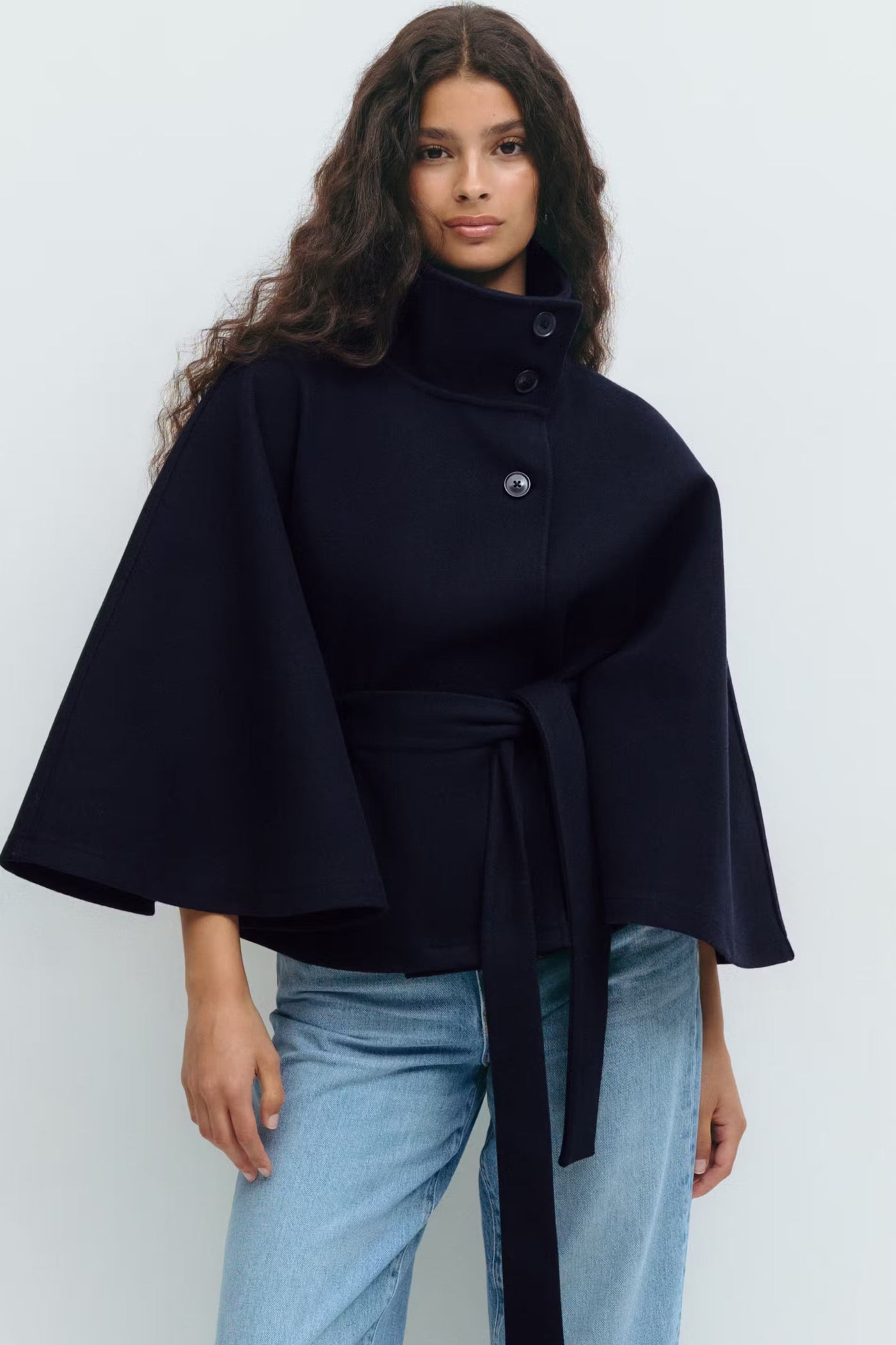 Lara™ | Chic Cape Coat with Cozy Belt