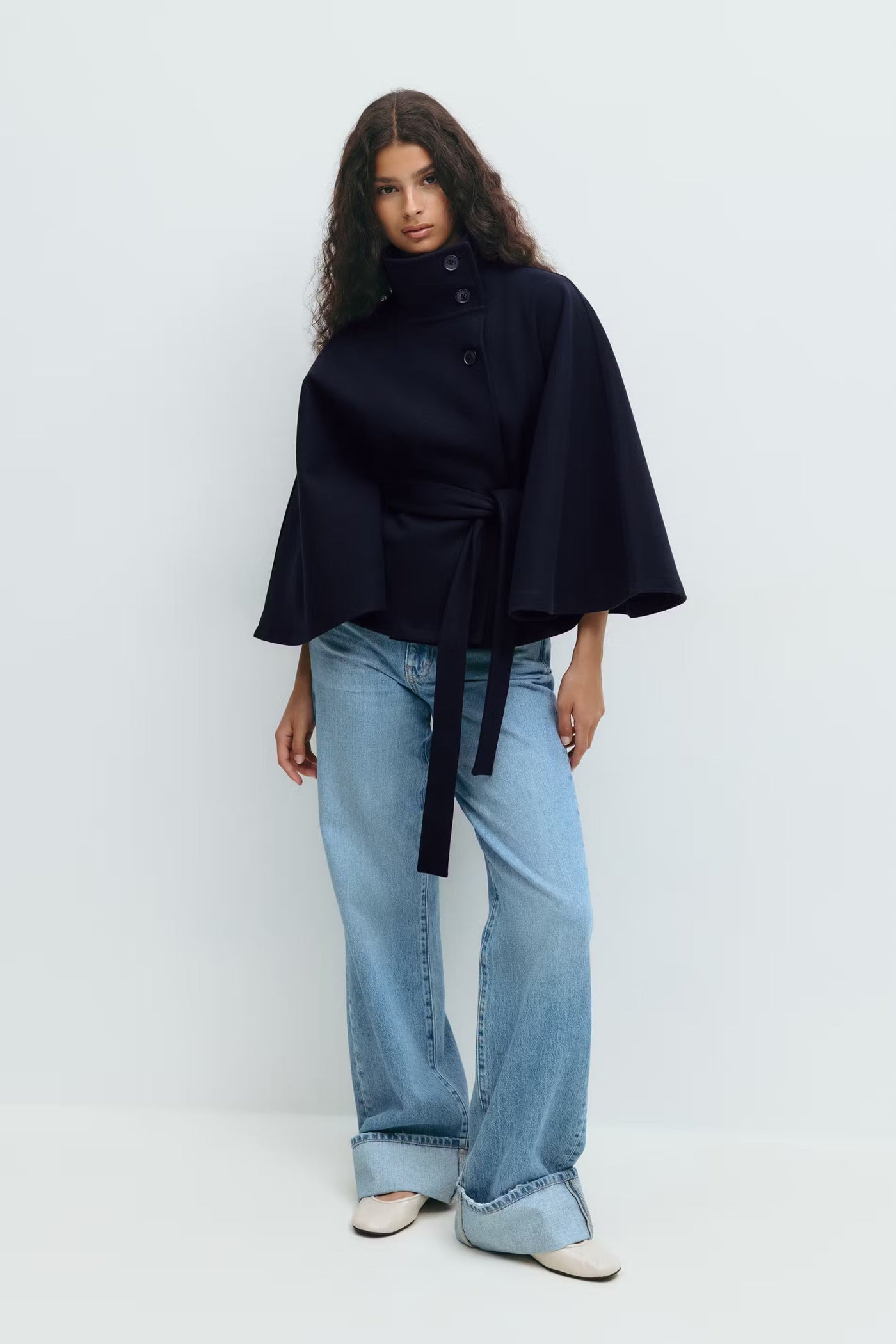 Lara™ | Chic Cape Coat with Cozy Belt
