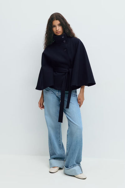 Lara™ | Chic Cape Coat with Cozy Belt