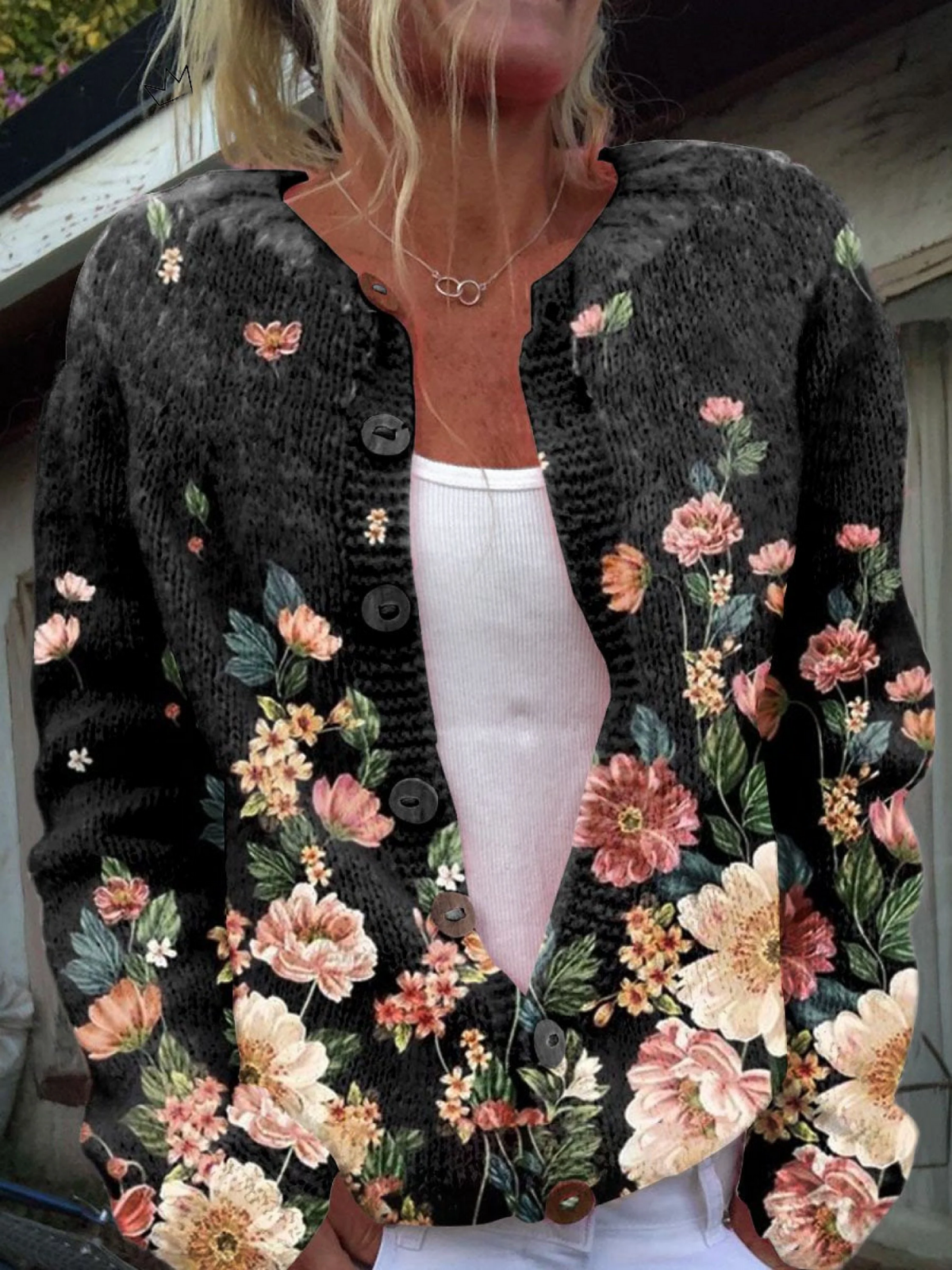 Lila™ | Floral Print Buttoned Cardigan for Chic Layers