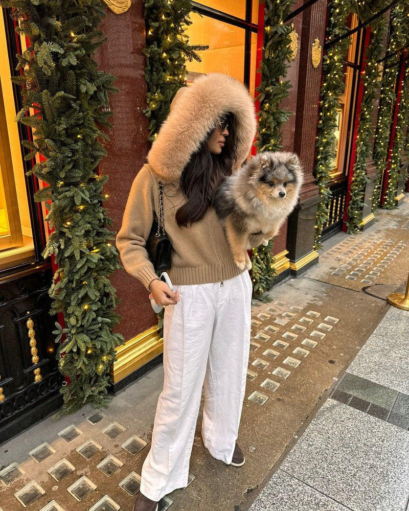 Lenora™ | Luxurious Knitted Coat with Chic Fur Collar