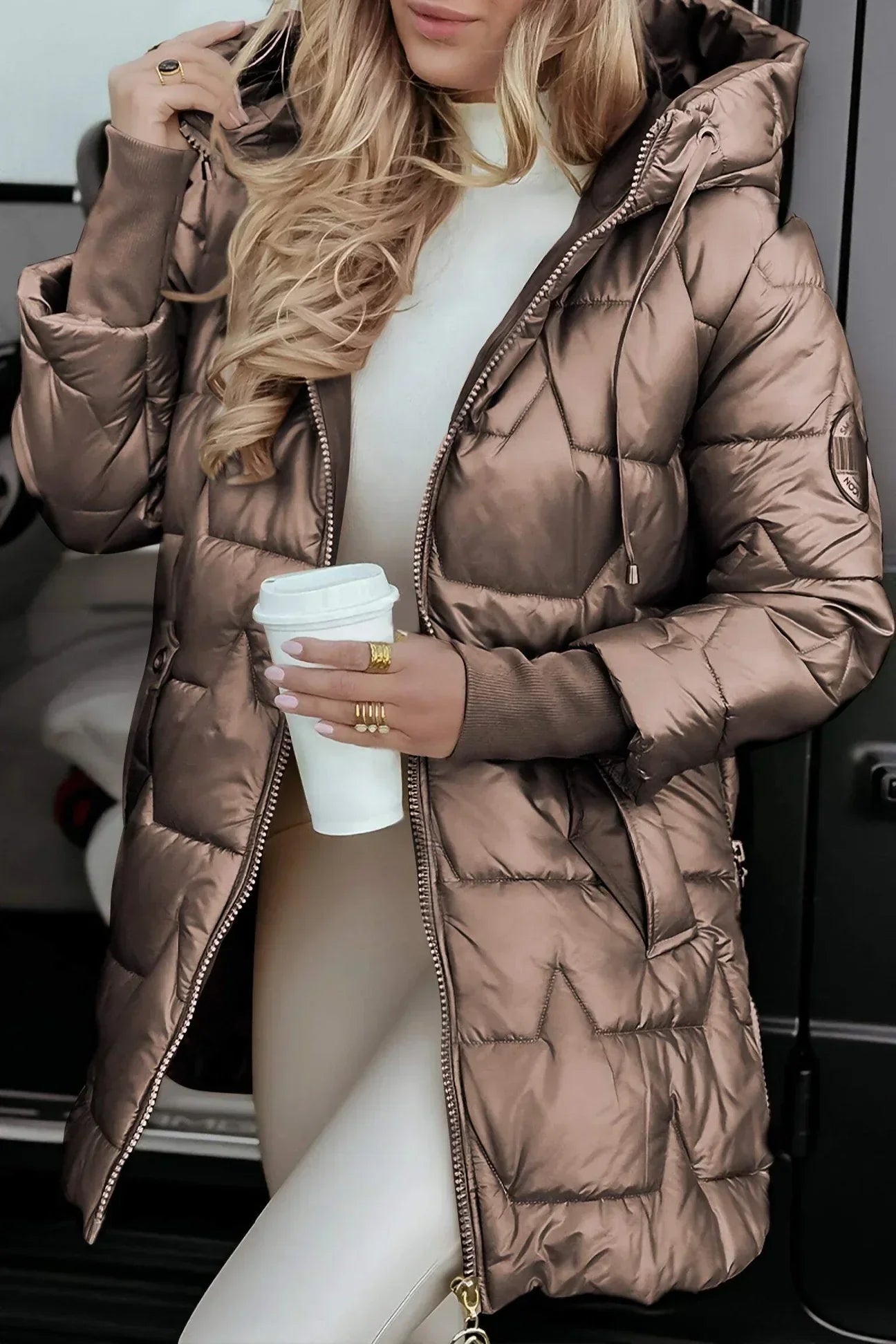 Lila™ | Chic Hooded Winter Coat for Cozy Elegance
