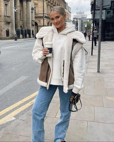 Evelyn™ | Cozy Teddy Gilet for Chic Warmth